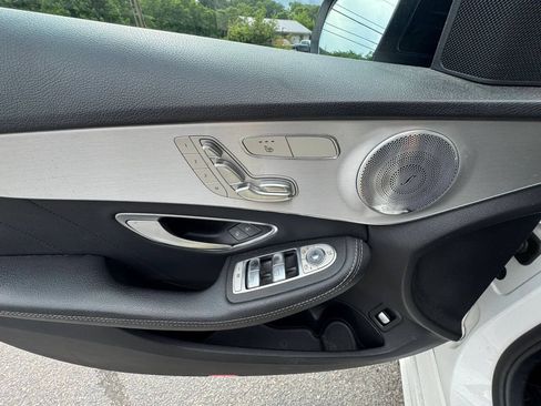 Used 2019 Mercedes-Benz C 300 4MATIC Sedan image 7