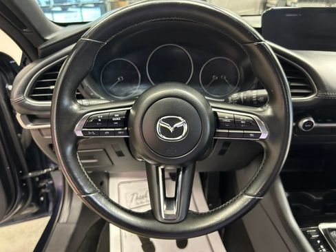 Used 2024 MAZDA MAZDA3 s FWD image 10