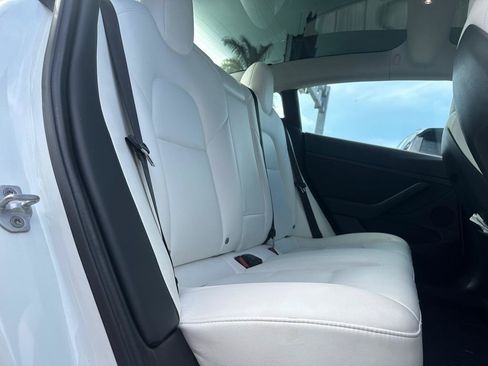 Used 2022 Tesla Model 3 RWD image 26