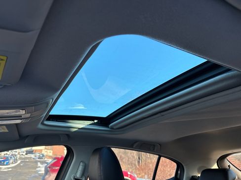 Used 2014 MAZDA MAZDA3 s Grand Touring w/ Technology Package image 24