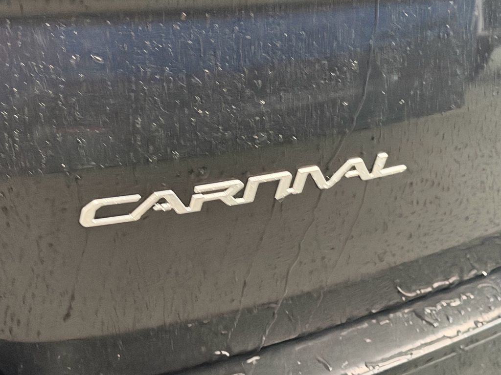 Used 2024 Kia Carnival SX Prestige FWD image 14