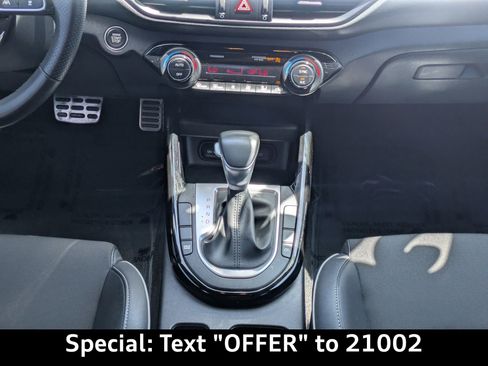 Used 2024 Kia Forte GT-Line image 17