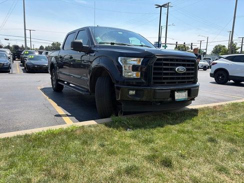 Used 2017 Ford F150 XLT w/ Equipment Group 302A Luxury AWD/4WD image 5