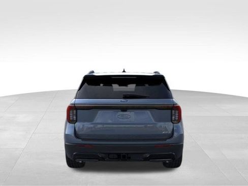 New 2026 Ford Explorer ST-Line w/ ST-Line Street Pack AWD/4WD image 6