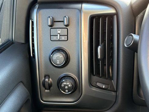 Used 2017 Chevrolet Silverado 1500 LT w/ All Star Edition image 12