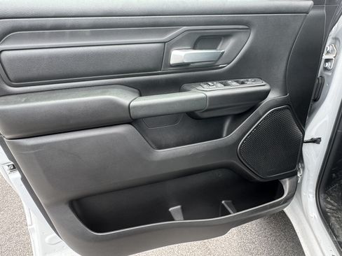 Used 2025 RAM 1500 Classic Warlock AWD/4WD image 9
