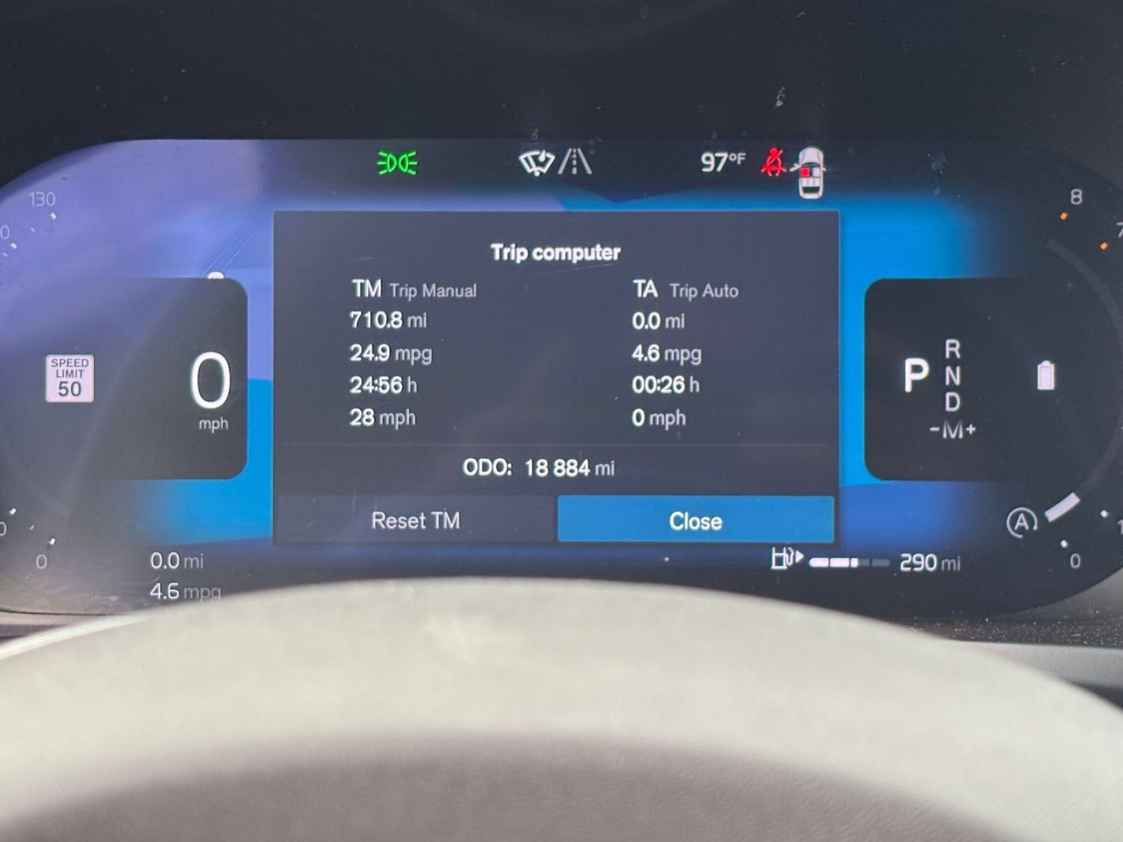 Used 2025 Volvo V60 B5 Cross Country Plus AWD/4WD image 41