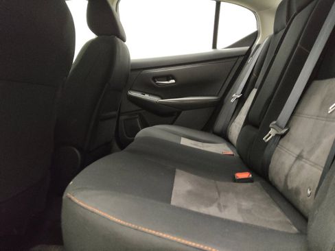 Used 2023 Nissan Sentra SR FWD image 18