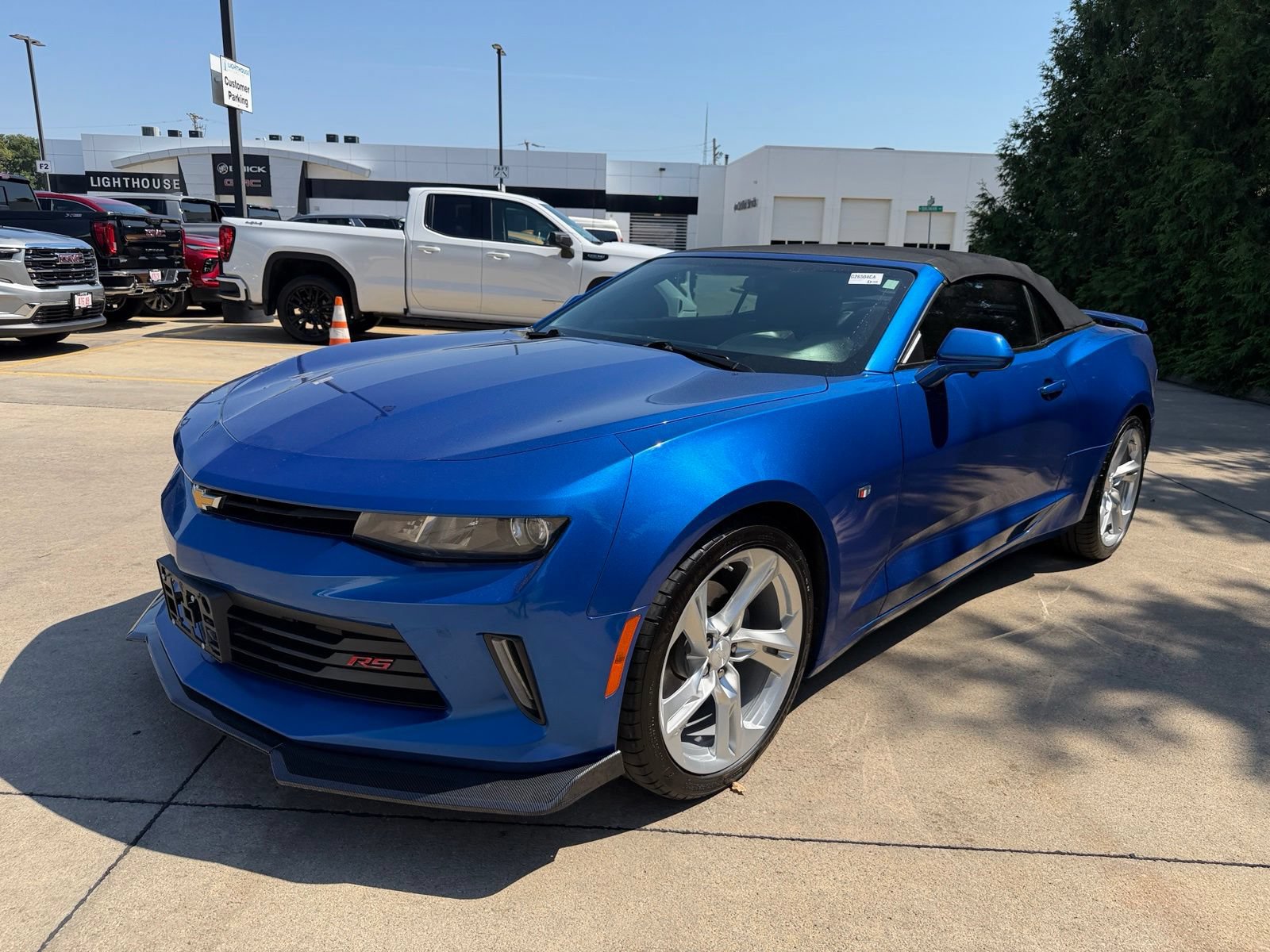 Used 2018 Chevrolet Camaro LT RWD image 8
