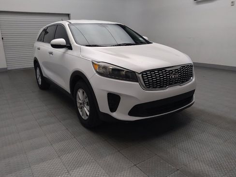 Used 2020 Kia Sorento LX image 13