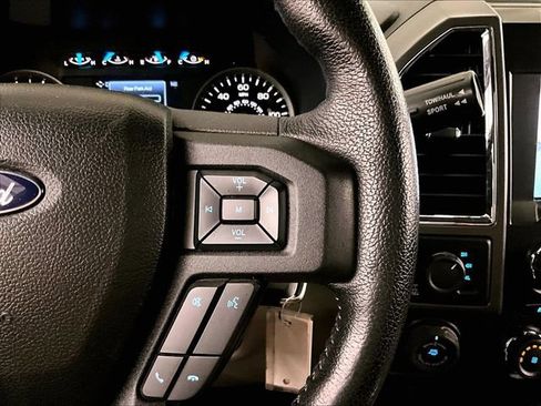 Used 2016 Ford F150 XLT w/ Equipment Group 302A Luxury AWD/4WD image 18