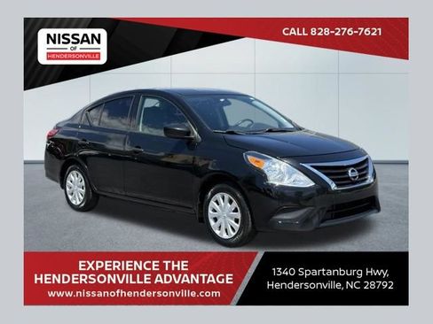 Used 2019 Nissan Versa S FWD image 1