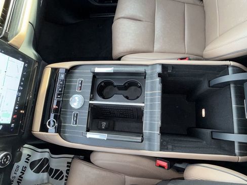 Used 2025 Lincoln Navigator L Black Label image 24