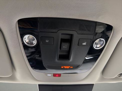 Used 2025 Kia Sportage EX w/ Premium Package FWD image 26
