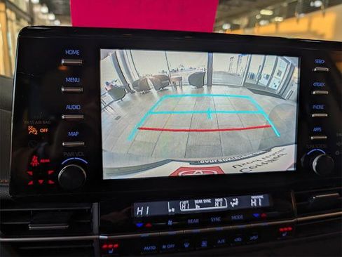 Certified 2024 Toyota Sienna XSE image 23