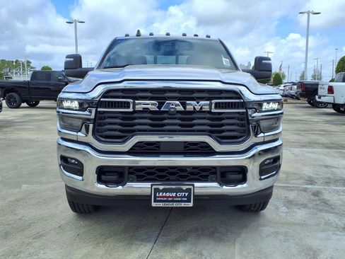 New 2026 RAM 2500 Tradesman image 5