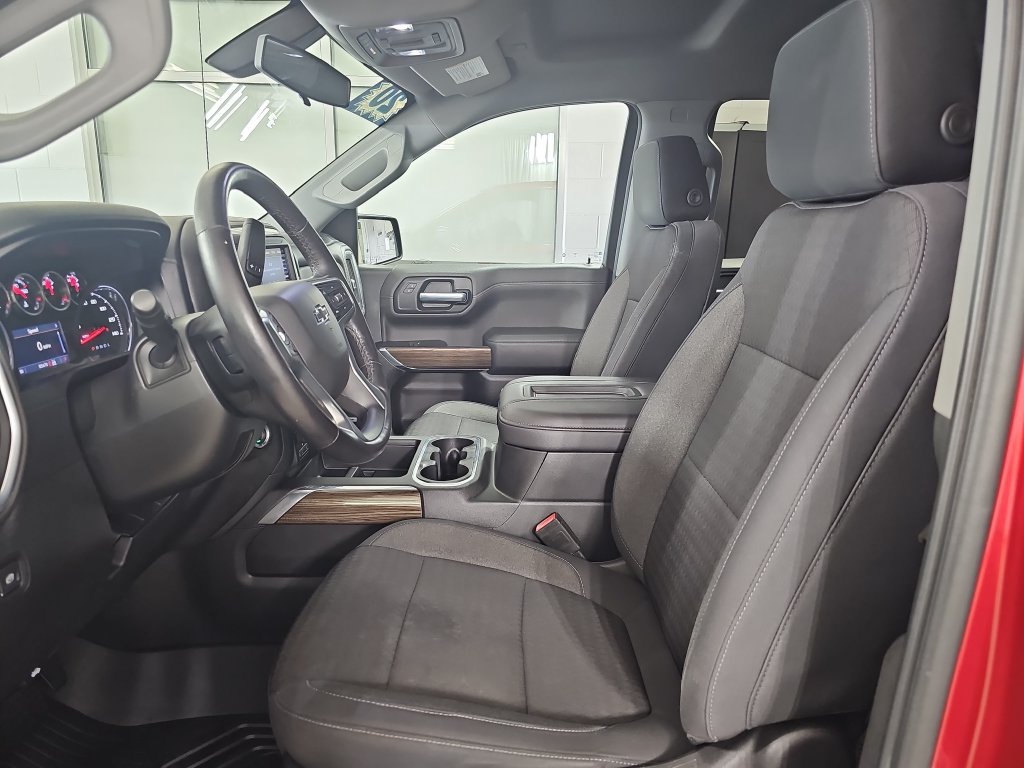 Certified 2020 Chevrolet Silverado 1500 RST AWD/4WD image 18