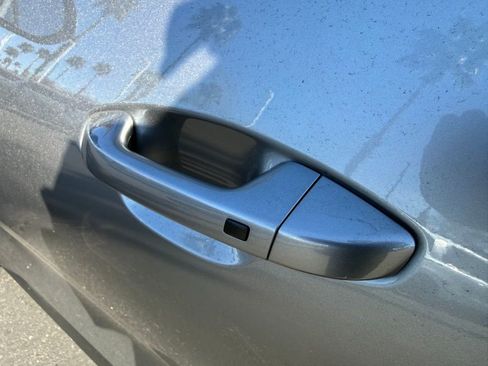 Used 2024 Kia Seltos EX image 12