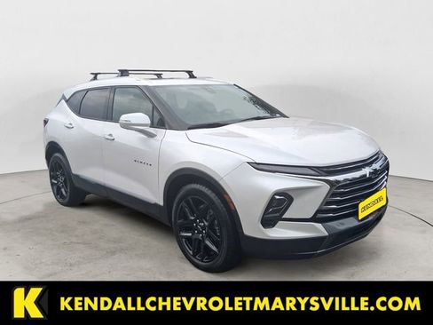 Used 2025 Chevrolet Blazer Premier w/ Driver Confidence II Package image 7