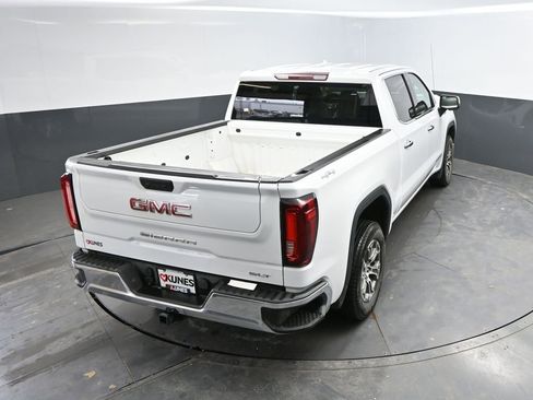 Used 2025 GMC Sierra 1500 SLT image 27