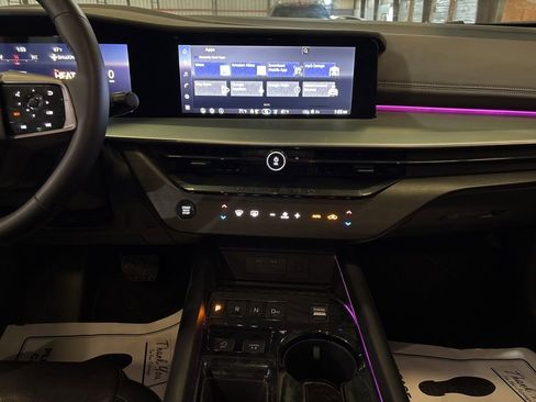 Used 2025 Nissan Murano Platinum w/ Cargo Package image 24