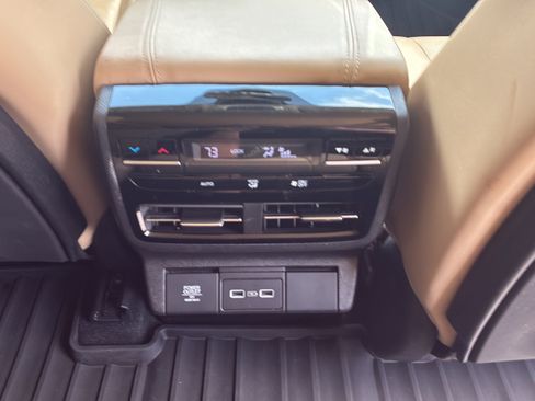 Used 2024 Acura MDX FWD w/ Technology Package image 27