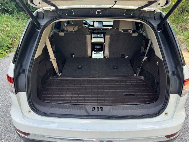 Used 2020 Lincoln Aviator Reserve w/ Equipment Group 202A AWD/4WD image 14