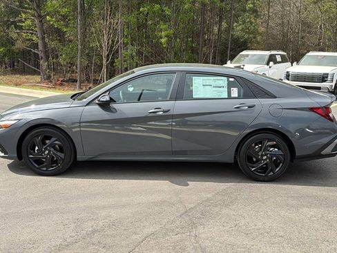 New 2026 Hyundai Elantra Sport FWD image 9