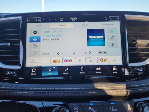 New 2026 Chrysler Pacifica Select w/ S Appearance Package image 29