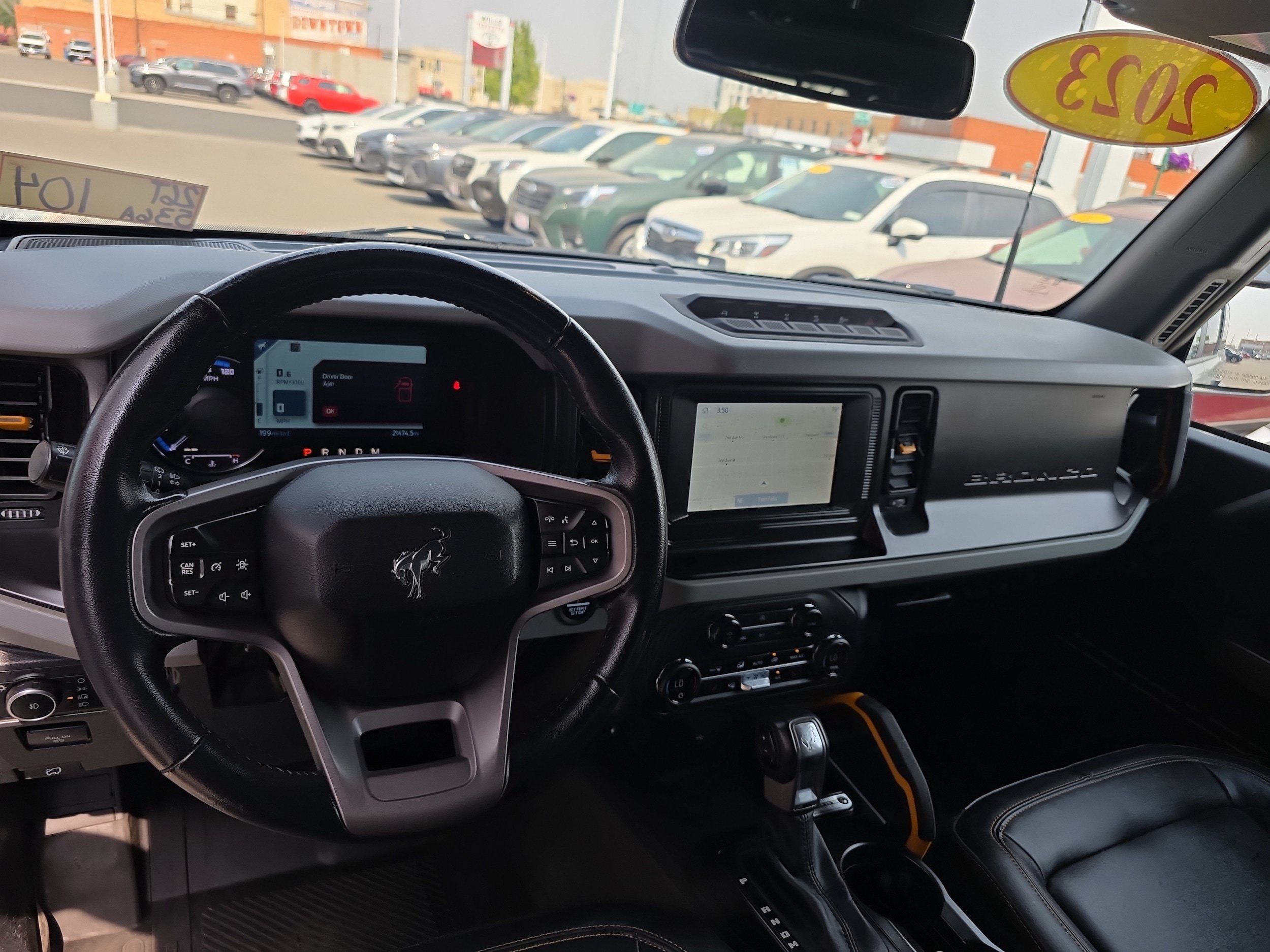 Used 2023 Ford Bronco Badlands AWD/4WD image 3