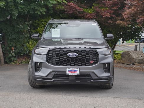 Certified 2025 Ford Explorer ST AWD/4WD image 38
