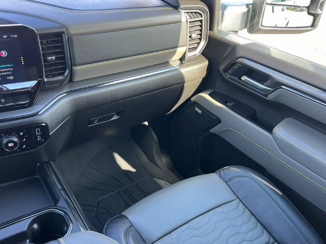 Used 2025 Chevrolet Silverado 2500 ZR2 w/ Technology Package AWD/4WD image 39