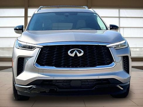 Used 2025 INFINITI QX60 Luxe AWD/4WD image 3