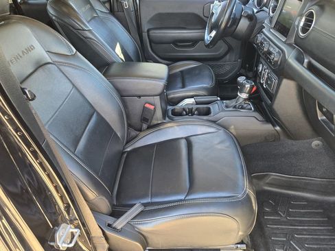 Used 2020 Jeep Gladiator Overland w/ Popular Equipment Package image 14