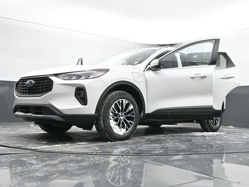 New 2026 Ford Escape Base w/ Class II Trailer Tow Package image 69