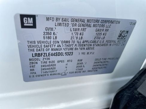 Used 2025 Buick Envision Sport Touring AWD/4WD image 28
