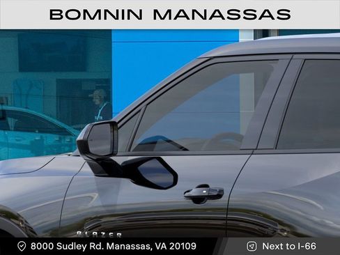New 2026 Chevrolet Blazer LT image 12
