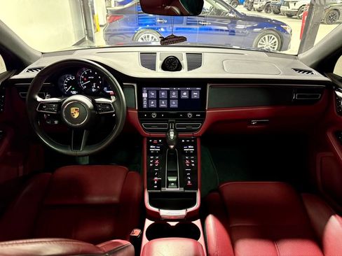Used 2023 Porsche Macan GTS w/ Premium Package Plus image 15