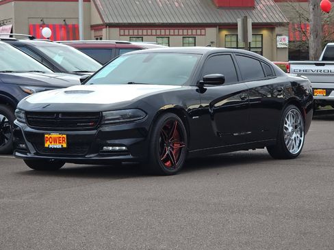 Used 2016 Dodge Charger R/T w/ Plus Group image 8