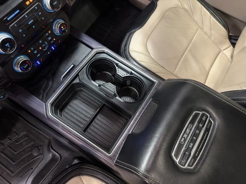 Used 2020 Ford F350 Limited image 18
