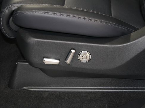 New 2025 Lincoln Navigator Reserve w/ Jet Appearance Package image 22