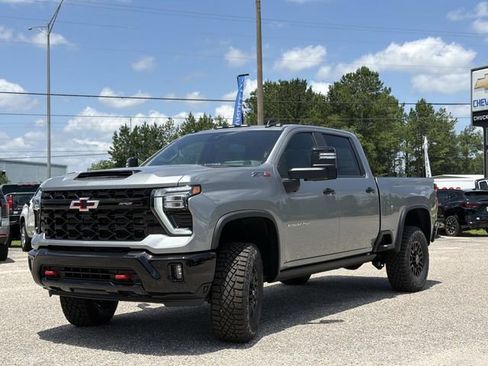 New 2026 Chevrolet Silverado 2500 ZR2 AWD/4WD image 16