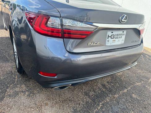 Used 2017 Lexus ES 350 w/ Premium Package FWD image 34
