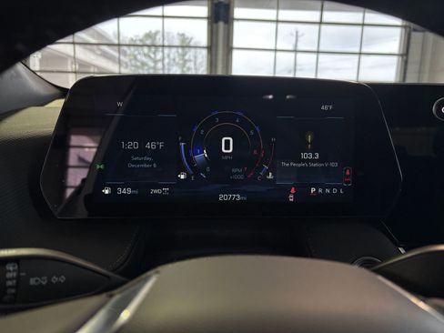 Used 2025 Chevrolet Equinox LT image 43