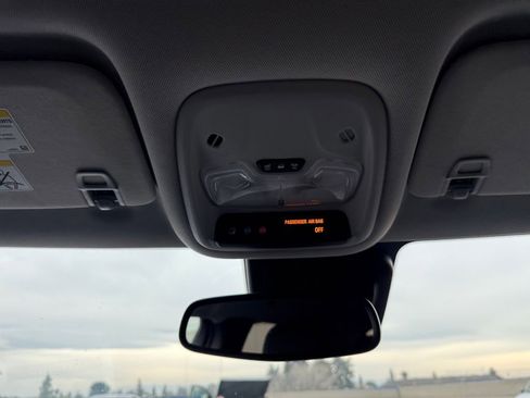 Certified 2023 Chevrolet TrailBlazer LT w/ LPO, Blackout Package image 24