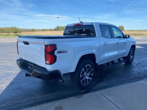 Used 2023 Chevrolet Colorado Z71 w/ Z71 Convenience Package 2 image 4
