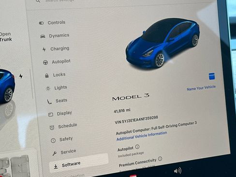 Used 2022 Tesla Model 3 image 23