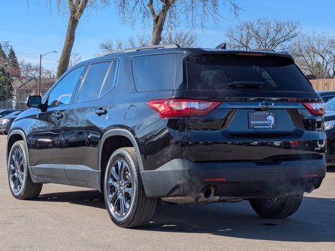 Used 2021 Chevrolet Traverse RS image 9