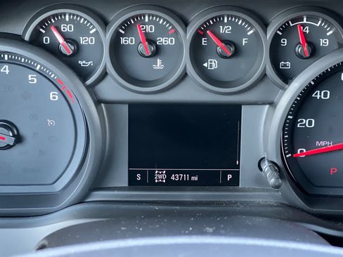 Used 2022 Chevrolet Silverado 1500 Custom image 21