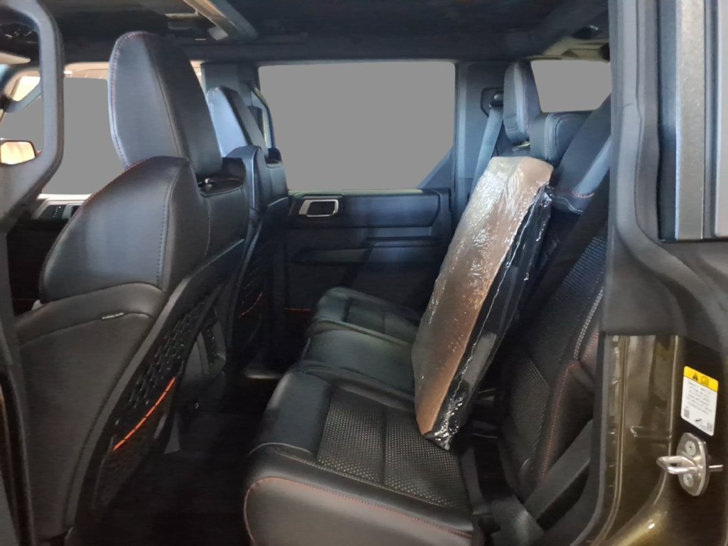 New 2026 Ford Bronco Raptor w/ Interior Carbon Fiber Pack AWD/4WD image 10